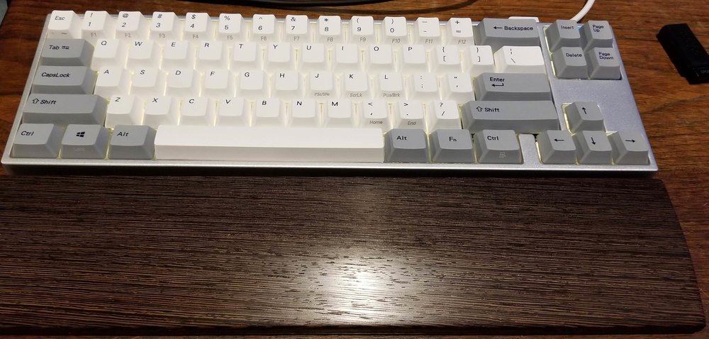 66TNj89.jpg